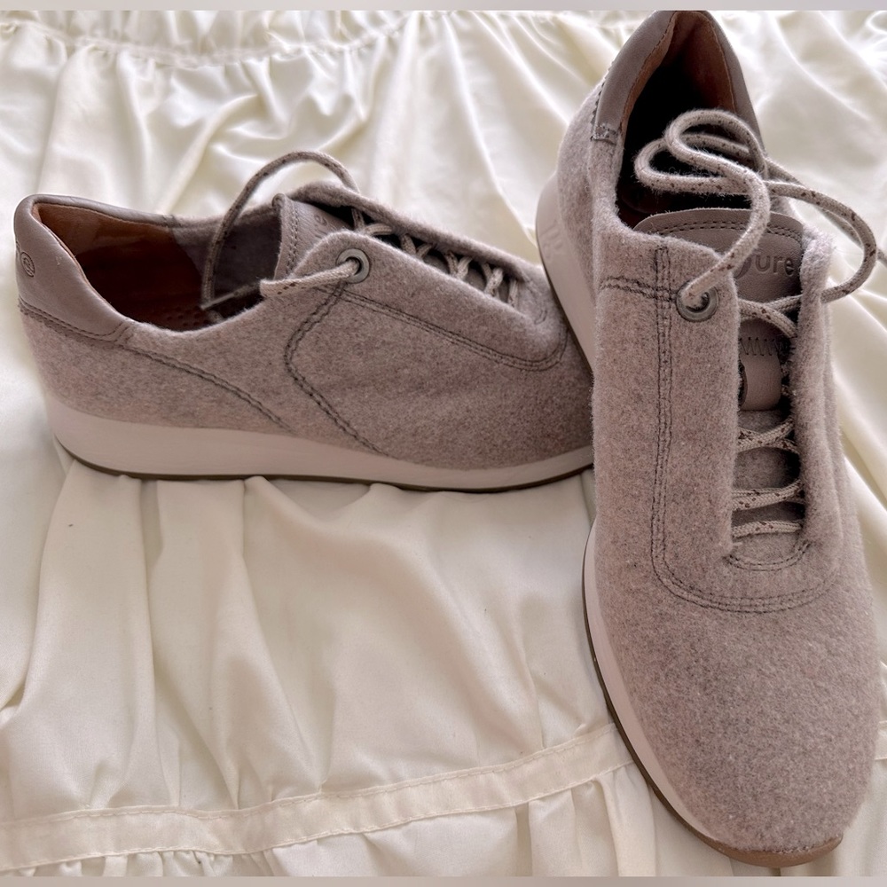 Paul Green Pure Kalista merino wool Never worn.